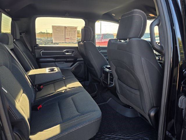 Used 2022 RAM 1500 Big Horn AWD/4WD image 12