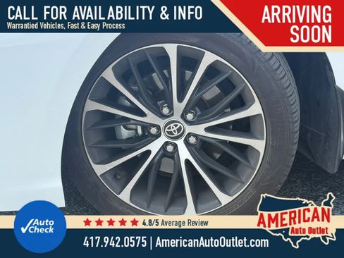 Used 2020 Toyota Camry SE FWD image 3