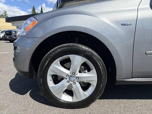 Used 2011 Mercedes-Benz ML 350 BlueTEC 4MATIC image 15