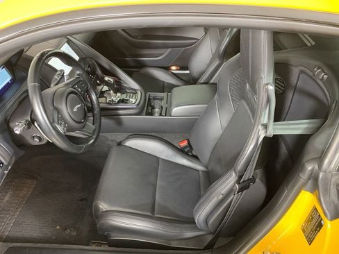 Used 2021 Jaguar F-TYPE R-Dynamic AWD/4WD image 32