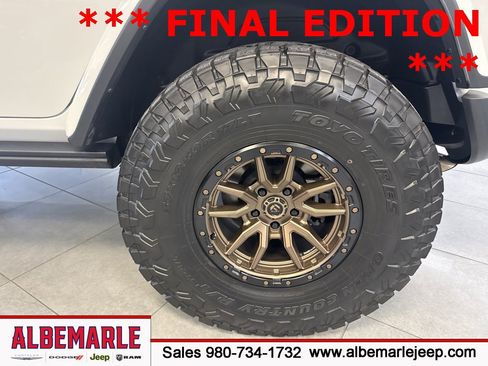 Used 2025 Jeep Wrangler Unlimited Rubicon 392 image 10