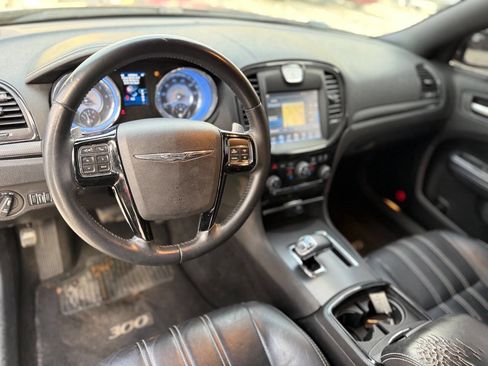Used 2013 Chrysler 300 S image 14