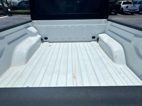 Used 2022 Jeep Gladiator Sport AWD/4WD image 25