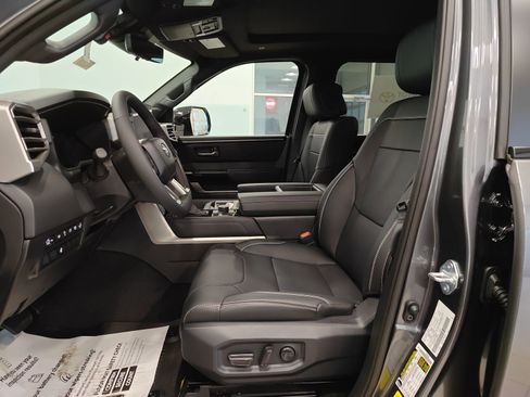 New 2026 Toyota Tundra Limited image 9