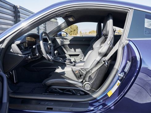 Used 2025 Porsche 911 GT3 w/ Chrono Package RWD image 33