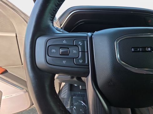 Used 2023 GMC Yukon Denali Ultimate AWD/4WD image 18