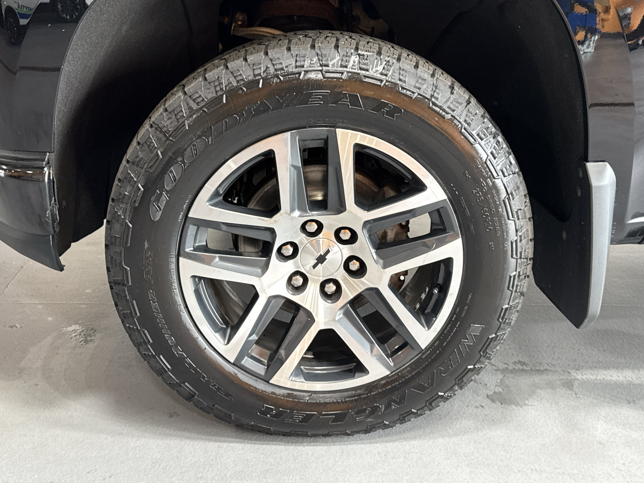 Used 2019 Chevrolet Silverado 1500 LT Trail Boss AWD/4WD image 10