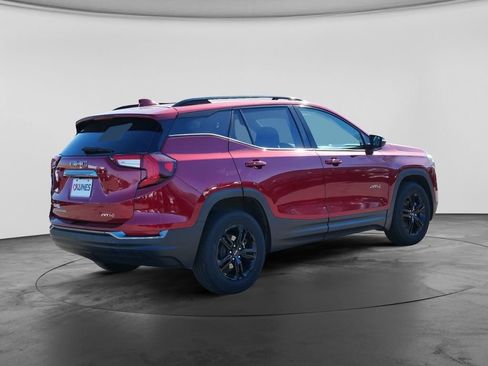 Used 2023 GMC Terrain AT4 AWD/4WD image 10