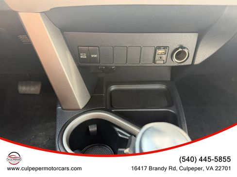 Used 2018 Toyota RAV4 XLE FWD image 23