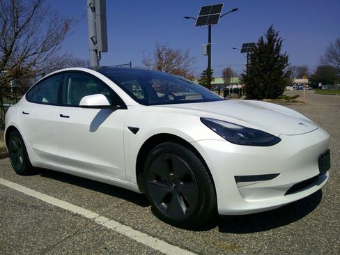 Used 2021 Tesla Model 3 Long Range image 9