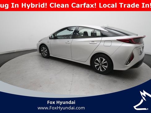 Used 2017 Toyota Prius Prime Premium image 12