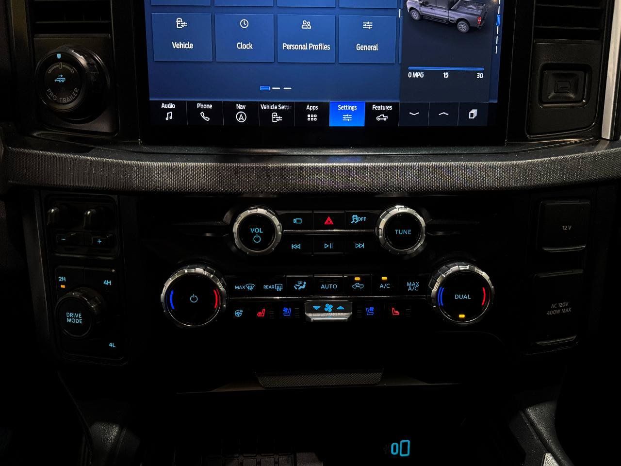 Used 2025 Ford F450 Platinum w/ FX4 Off-Road Package AWD/4WD image 5