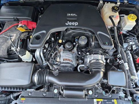 Used 2021 Jeep Gladiator Rubicon AWD/4WD image 21