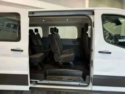 Used 2024 Ford Transit 350 XLT image 28
