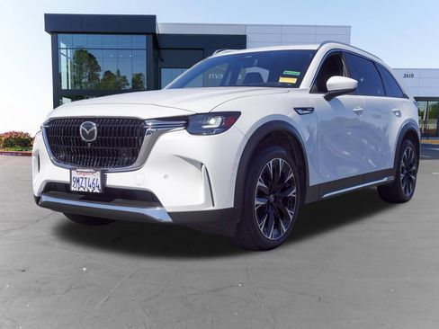 Certified 2024 MAZDA CX-90 Plug-In Hybrid w/ Premium Plus AWD/4WD image 9