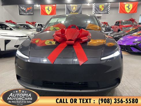 Used 2026 Tesla Model Y 2WD image 30