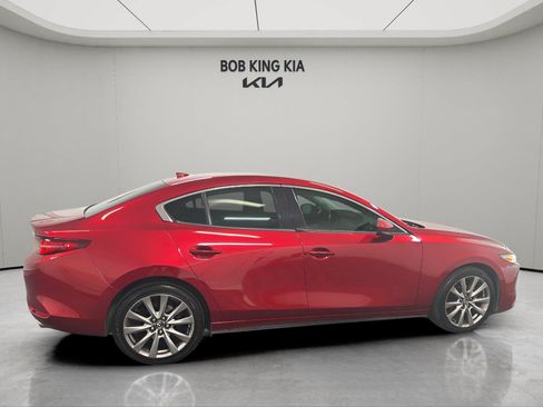 Used 2021 MAZDA MAZDA3 s FWD image 6