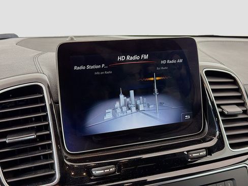 Used 2019 Mercedes-Benz GLS 450 4MATIC w/ Premium 1 Package image 39