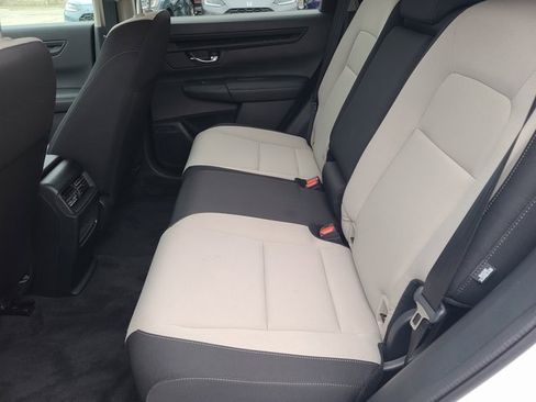 Used 2025 Honda CR-V LX image 11