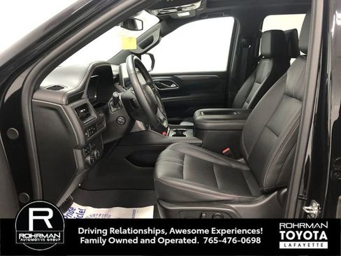 Used 2023 Chevrolet Suburban RST w/ Sport Performance Package image 12