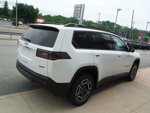 New 2026 Jeep Cherokee Laredo AWD/4WD image 11