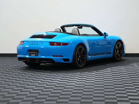Used 2017 Porsche 911 Carrera S image 6