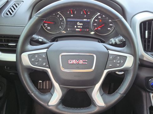 Used 2024 GMC Terrain SLT FWD image 19