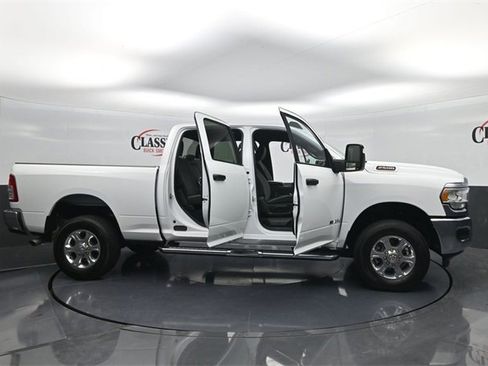 Used 2023 RAM 2500 Big Horn w/ Level 1 Equipment Group image 31