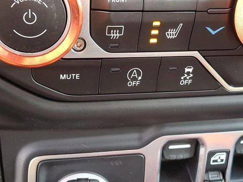 Used 2023 Jeep Wrangler Sport S image 29