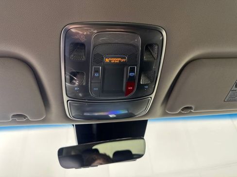 Used 2025 Genesis GV70 2.5T AWD/4WD image 24