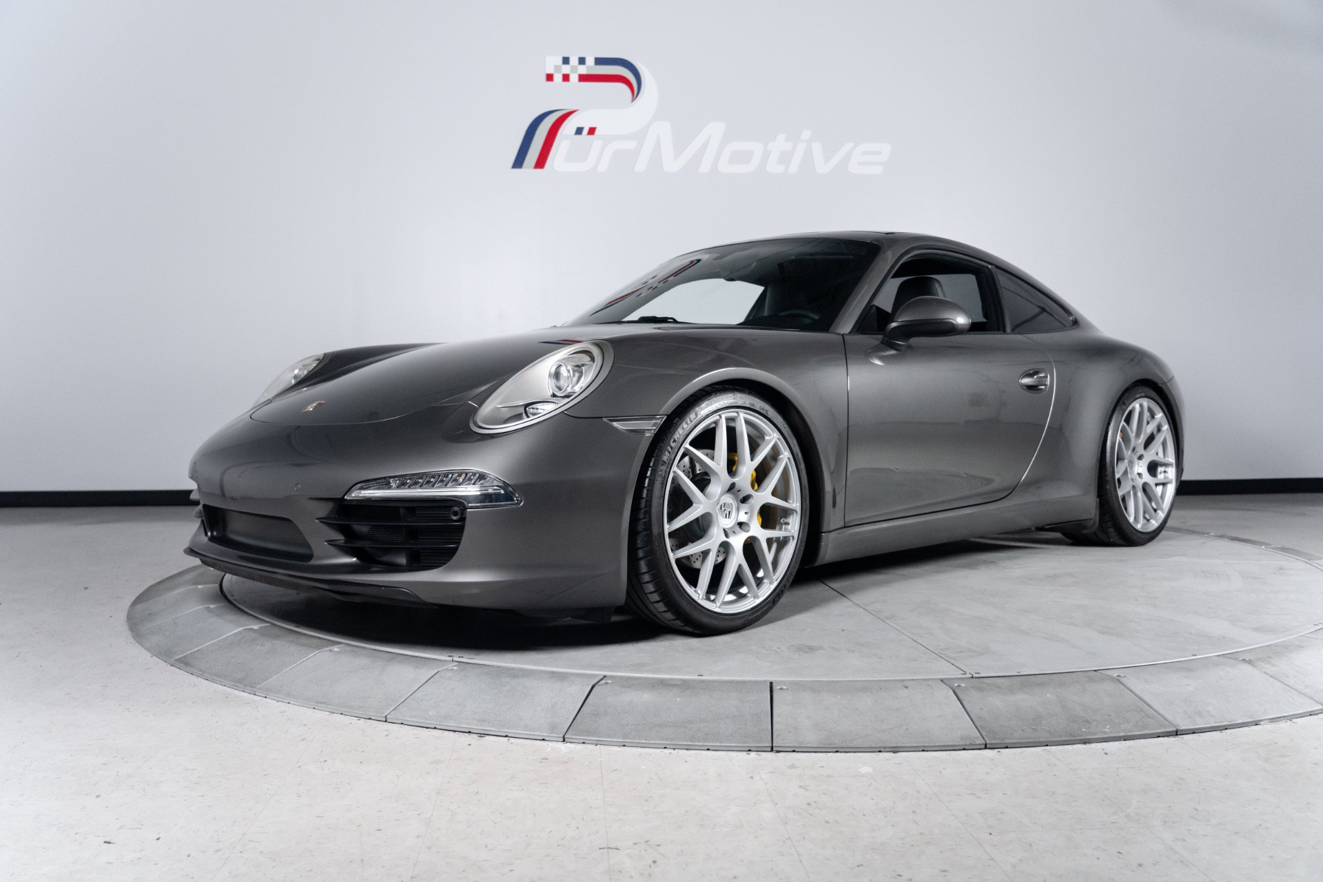 Used 2012 Porsche 911 Carrera RWD image 1