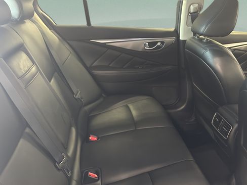 Used 2015 INFINITI Q50 RWD image 17