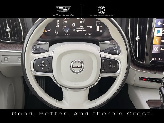 Used 2019 Volvo XC60 T5 Momentum w/ Premium Package FWD image 12