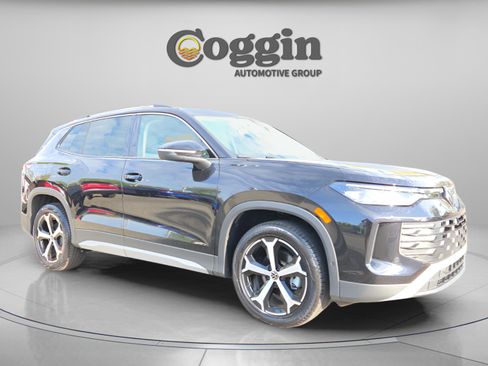 Used 2025 Volkswagen Tiguan SE FWD image 7