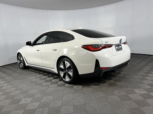 Used 2023 BMW i4 eDrive35 w/ Premium Package image 8