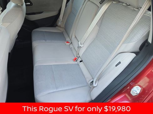 Used 2023 Nissan Rogue SV image 19