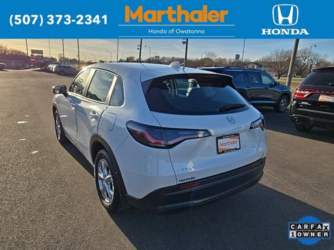 Used 2024 Honda HR-V LX image 3