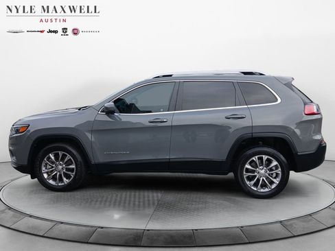 Used 2021 Jeep Cherokee Latitude Lux w/ Comfort/Convenience Group image 13