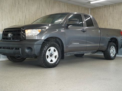 Used 2012 Toyota Tundra 4x4 Double Cab w/ Tow Pkg image 4