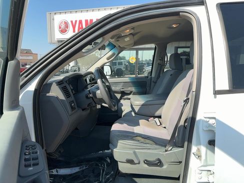 Used 2008 Dodge Ram 1500 Truck SLT w/ Trailer Tow Group AWD/4WD image 11
