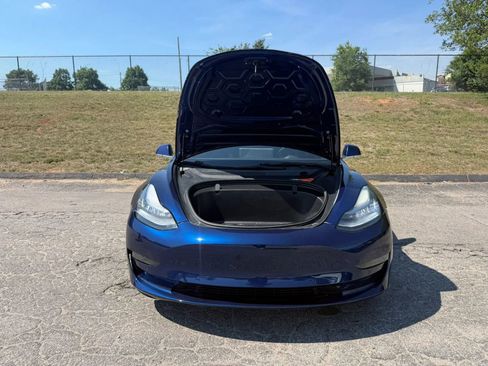 Used 2018 Tesla Model 3 Mid Range RWD image 4
