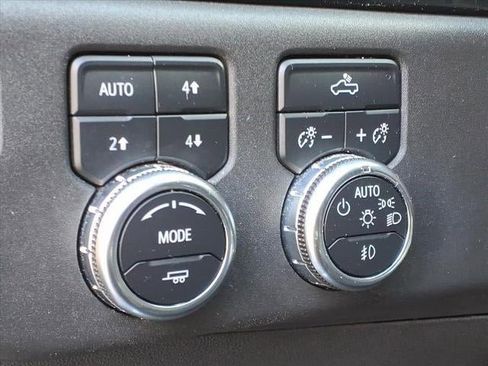 Certified 2023 GMC Sierra 1500 Elevation image 18