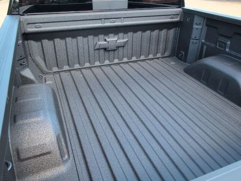 New 2026 Chevrolet Silverado 1500 High Country AWD/4WD image 10