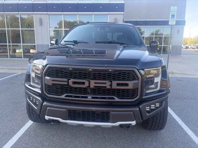 Used 2018 Ford F150 Raptor w/ Equipment Group 802A Luxury AWD/4WD image 3