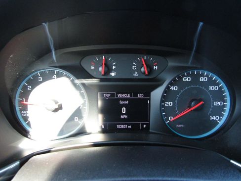 Used 2018 Chevrolet Equinox LT image 15