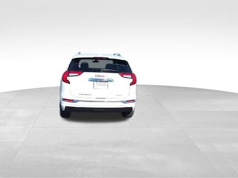 Used 2022 GMC Terrain Denali w/ LPO, Floor Liner Package image 9