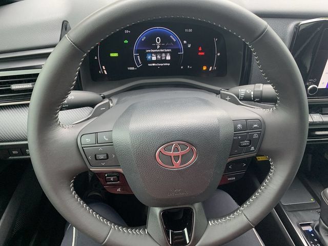 Used 2026 Toyota Camry SE w/ Convenience Package FWD image 19