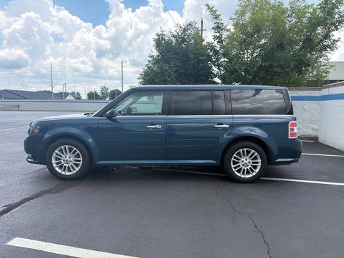 Used 2016 Ford Flex SEL w/ Equipment Group 202A AWD/4WD image 2