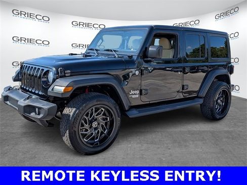 Used 2018 Jeep Wrangler Unlimited Sport S image 3