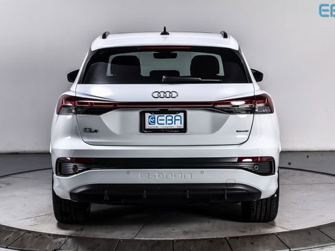 Used 2024 Audi Q4 e-tron Premium Plus w/ Premium Plus image 5